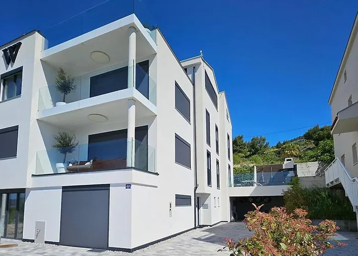 Modern Unit With Ocean View - 1